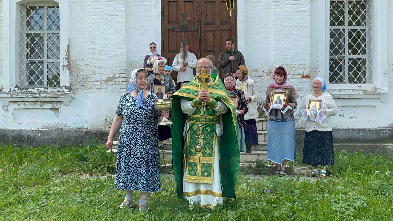 Батюшка с приходом